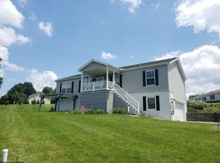 157 Pine Cir, Reedsville, WV 26547