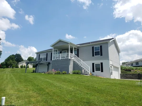 157 Pine Cir, Reedsville, WV 26547