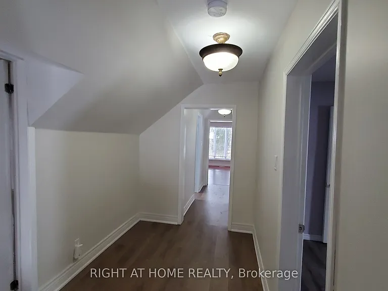 133 Letitia St — Photo 20