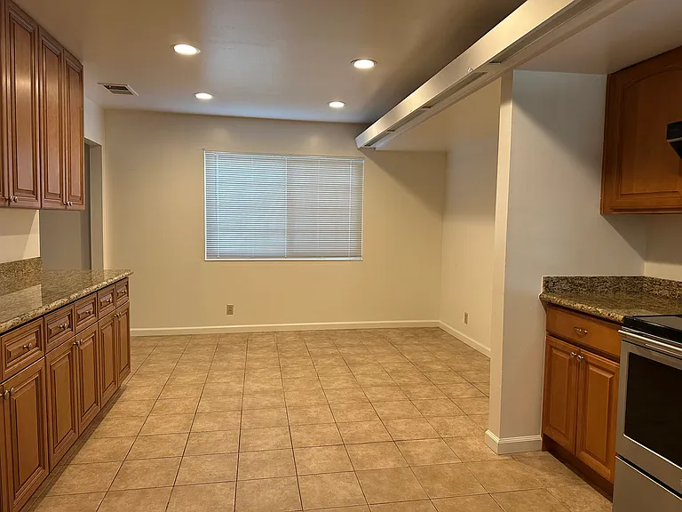 6343 Atherwood Ave — Photo 3