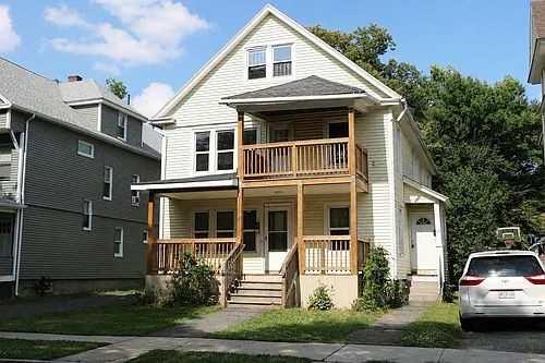 25-27 Woodlawn St #2 Photo 1 25-27 Woodlawn St #2 Photo 1
