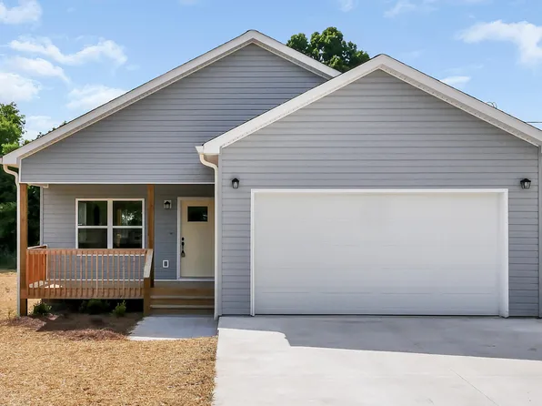 70 Oak Ave, Trenton, GA 30752