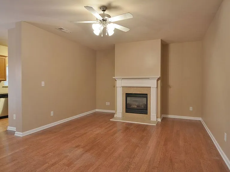 1023 Nightfall Ct #1023 — Photo 11