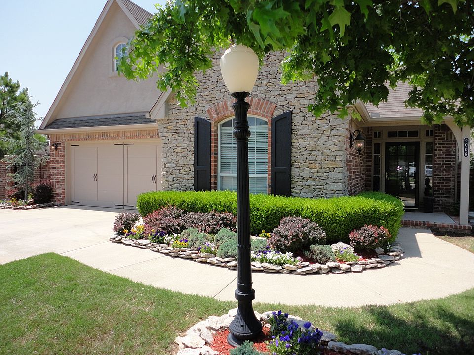 Quality Stone & Brick Exterior