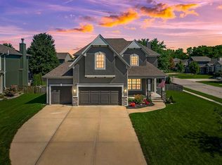 19140 W 210th St, Spring Hill, KS 66083