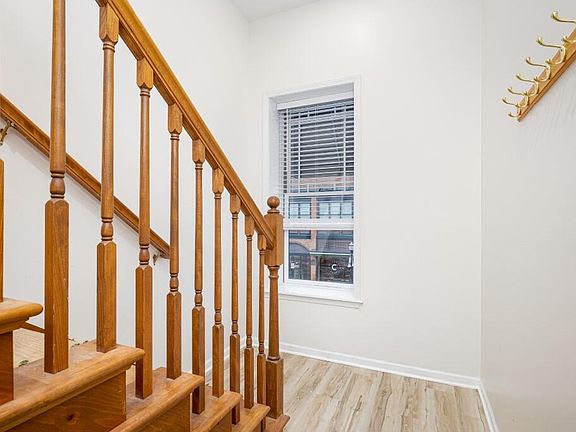 4th image of 115 S Main St Suite 315