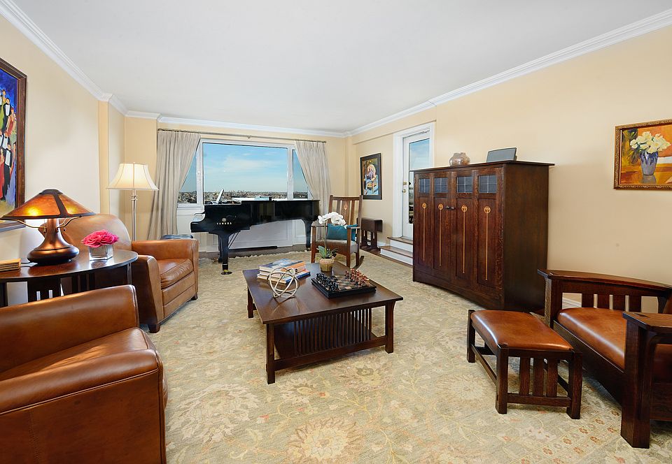 1st image of 180 E End Ave APT 16C