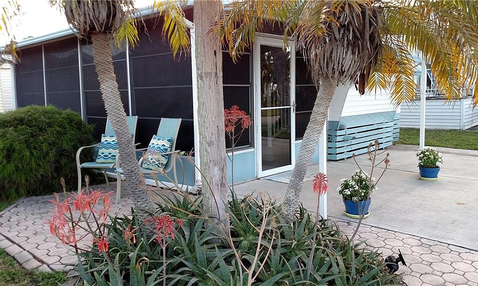 1st image of 701 Nettles Blvd