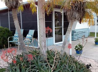 701 Nettles Blvd, Jensen Beach, FL 34957