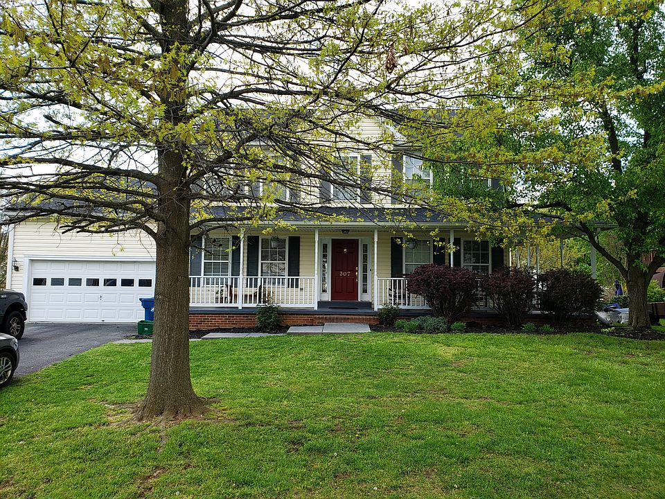 1st image of 307 Archer Ct