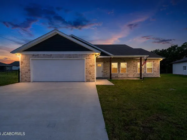 726 Vine Dr, Holts Summit, MO 65043