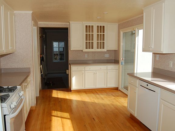 4th image of 1005 West St