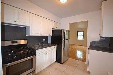 Rented by Silverstein Collection LLC 