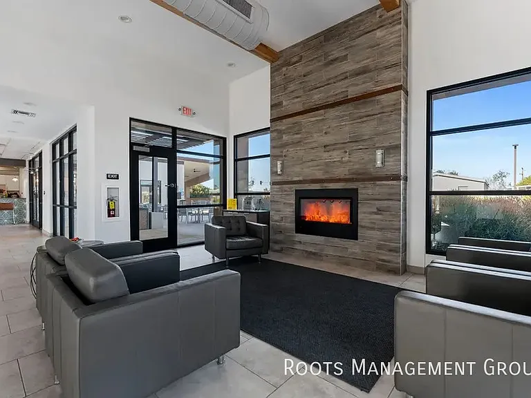 10540 E Apache Trl #414 — Photo 40