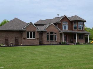 10230 Arnold Rd, Fair Haven, MI 48023