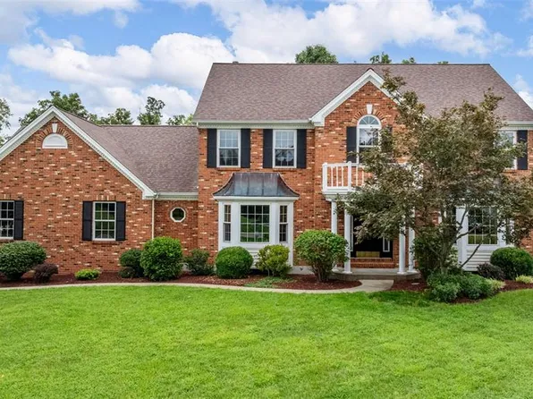 3020 Key Harbour Dr, Lake Saint Louis, MO 63367