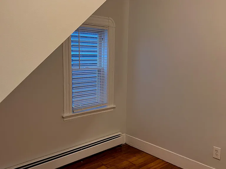 3 Carson St #2 — Photo 2
