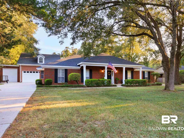 6423 Angela Ct, Mobile, AL 36695