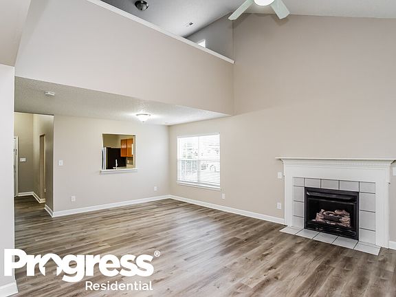 5th image of 2908 Brekonridge Centre Dr