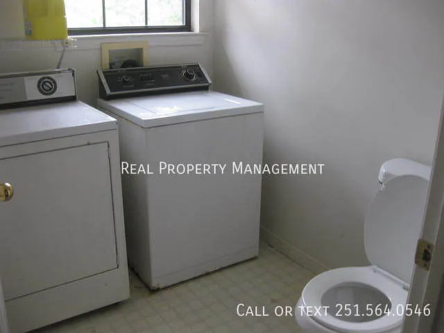 420 Lakeview Dr W — Photo 9