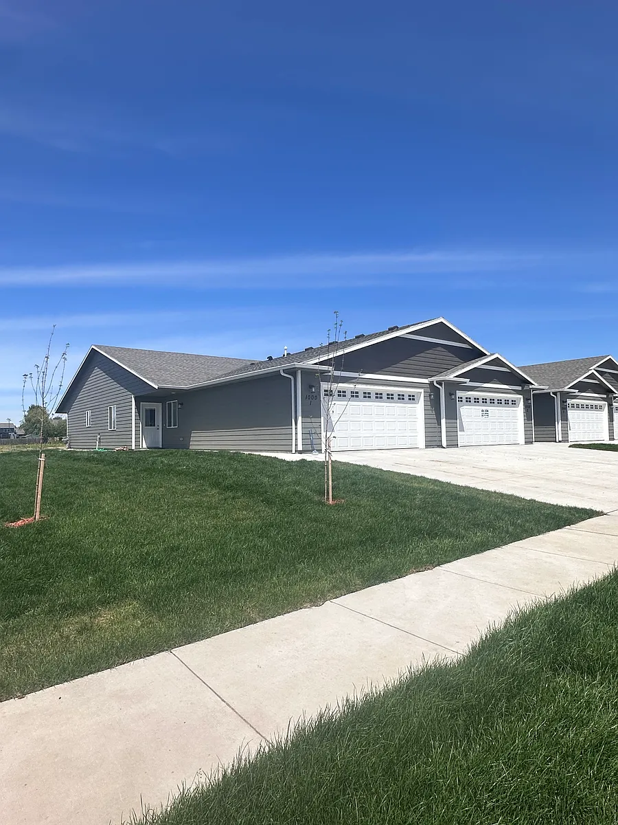 Building Photo - 1009 Sierra St #1