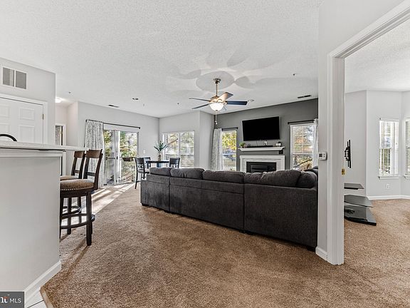 5th image of 1313 Cranesbill Ct Unit 202
