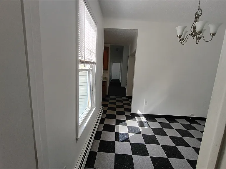138 Laurel Hill Ave #2 — Photo 36