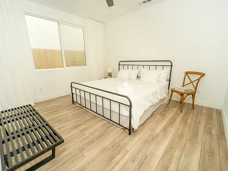 120 W Tyler Ave — Photo 9