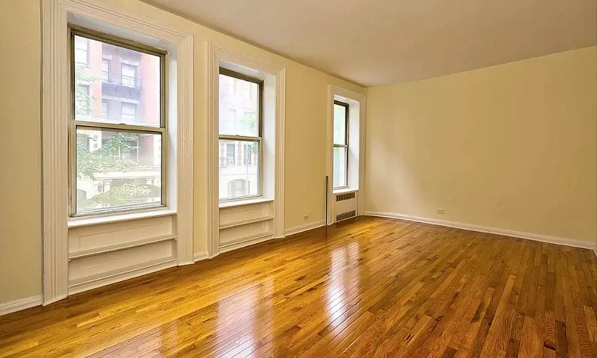 310 West 94th Street — Photo 2
