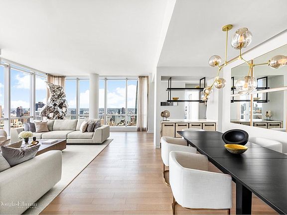 2nd image of 400 Park Ave S Ph 2