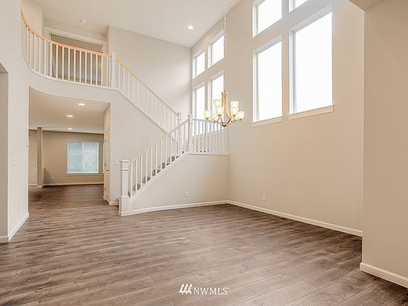 4th image of 2003 83rd Avenue E #69