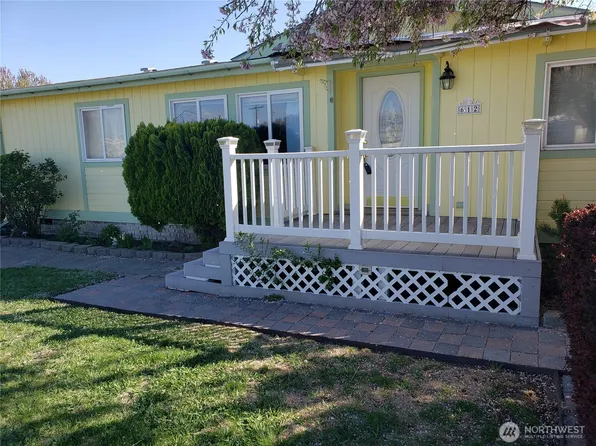 612 1st Avenue NW, Ephrata, WA 98823