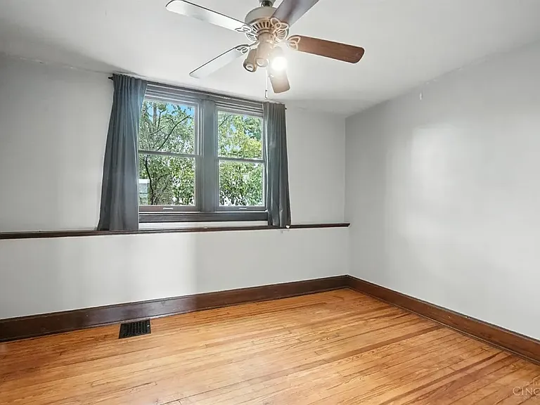 348 Volkert Ave — Photo 22
