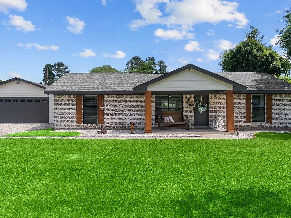 1st image of 16514 Walnut Springs Ln