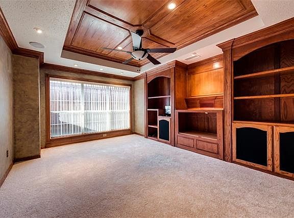 3rd image of 6407 Jersey Ln