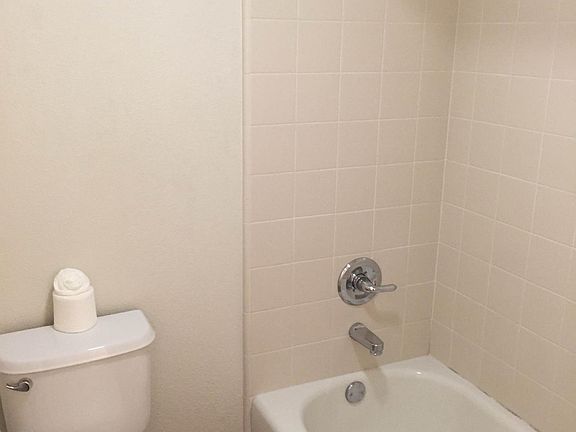 5th image of 4369 Brannigan St