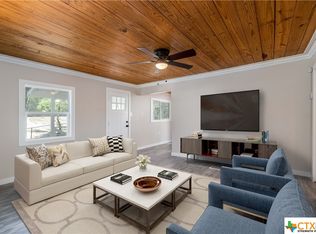 387 Ridgerock Dr, Canyon Lake, TX 78133