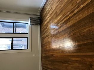 2138 31st St APT 3A, Astoria, NY 11105