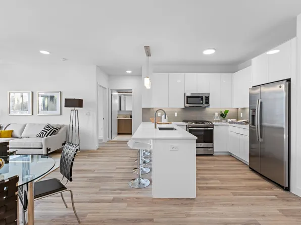 5711 John F Kennedy Boulevard image 7 of 28