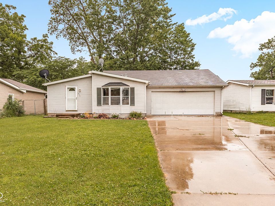 1st image of 349 Laurel Dr