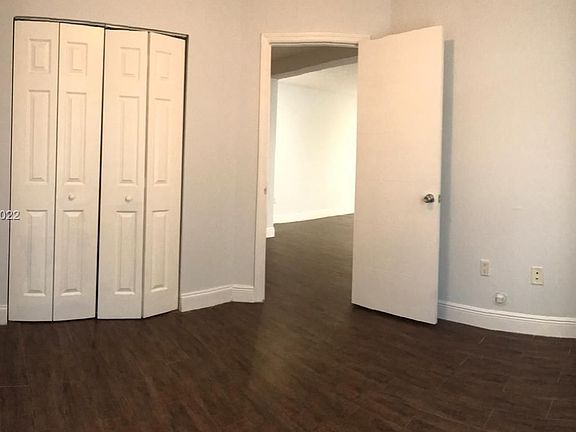 5th image of 123 NW 15th St Unit L