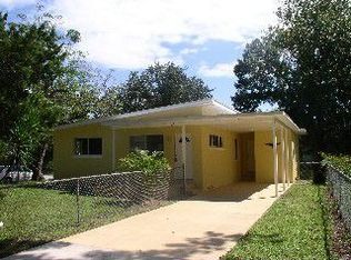 447 8th St, Holly Hill, FL 32117