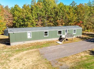 53209 N Superior Rd, Houghton, MI 49931