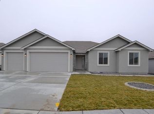 8016 Babine Dr, Pasco, WA 99301