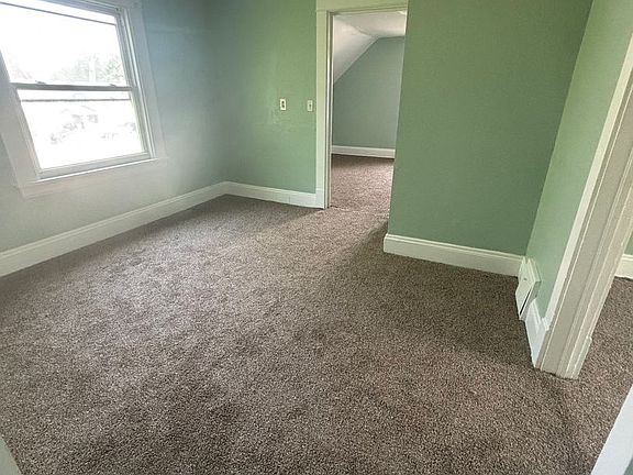 5th image of 3704 E 106th St