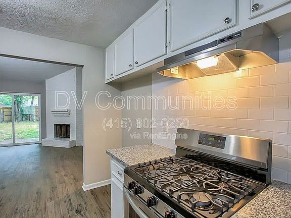 4th image of 7911 Battleoak Dr