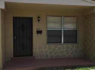 1300 NE 146th St, Miami, FL 33161