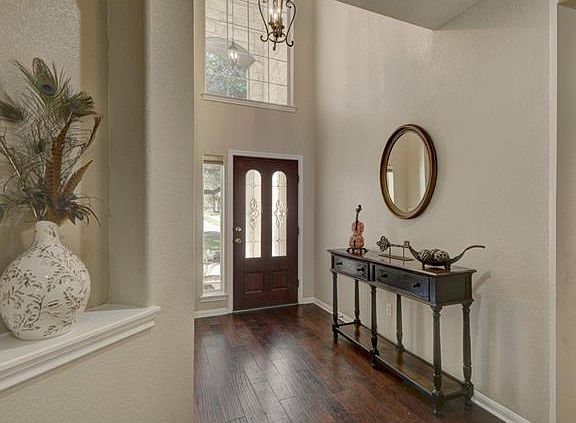 2nd image of 2050 Kimbrook Dr