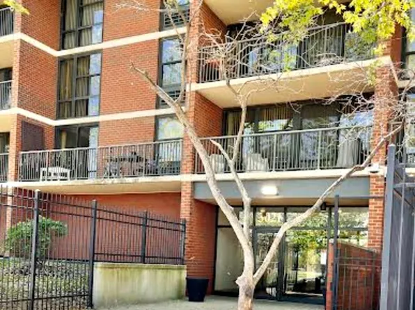 3021 S Michigan Ave Unit 302, Chicago, IL 60616
