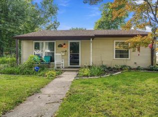 1007 S Livingston St, Bloomington, IL 61701